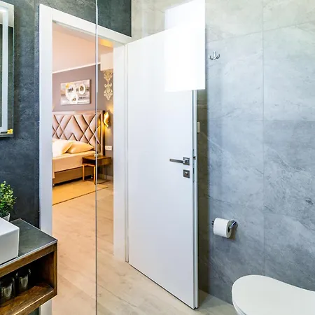 Heritage Stypia (adults Only)