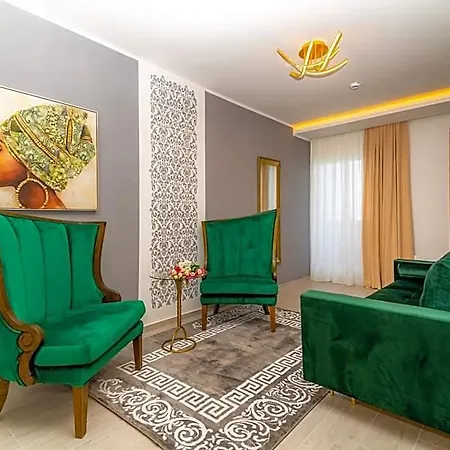 Heritage Stypia (adults Only)