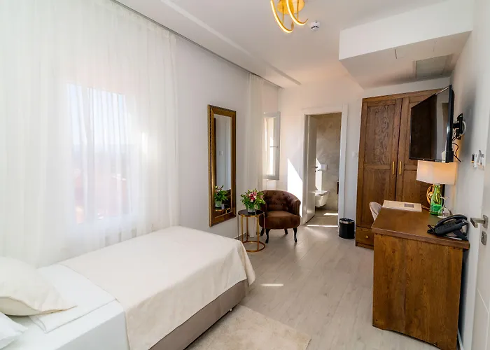 Heritage Stypia (adults Only)