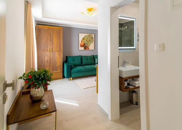 Heritage Stypia (adults Only)