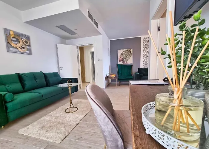 Heritage Stypia (adults Only)